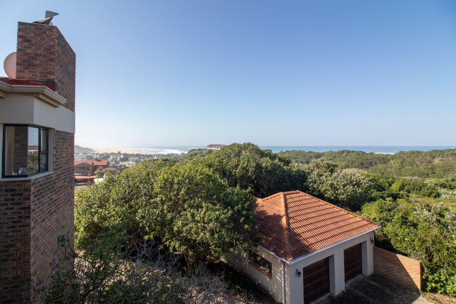 6 Bedroom Property for Sale in West Bank Eastern Cape